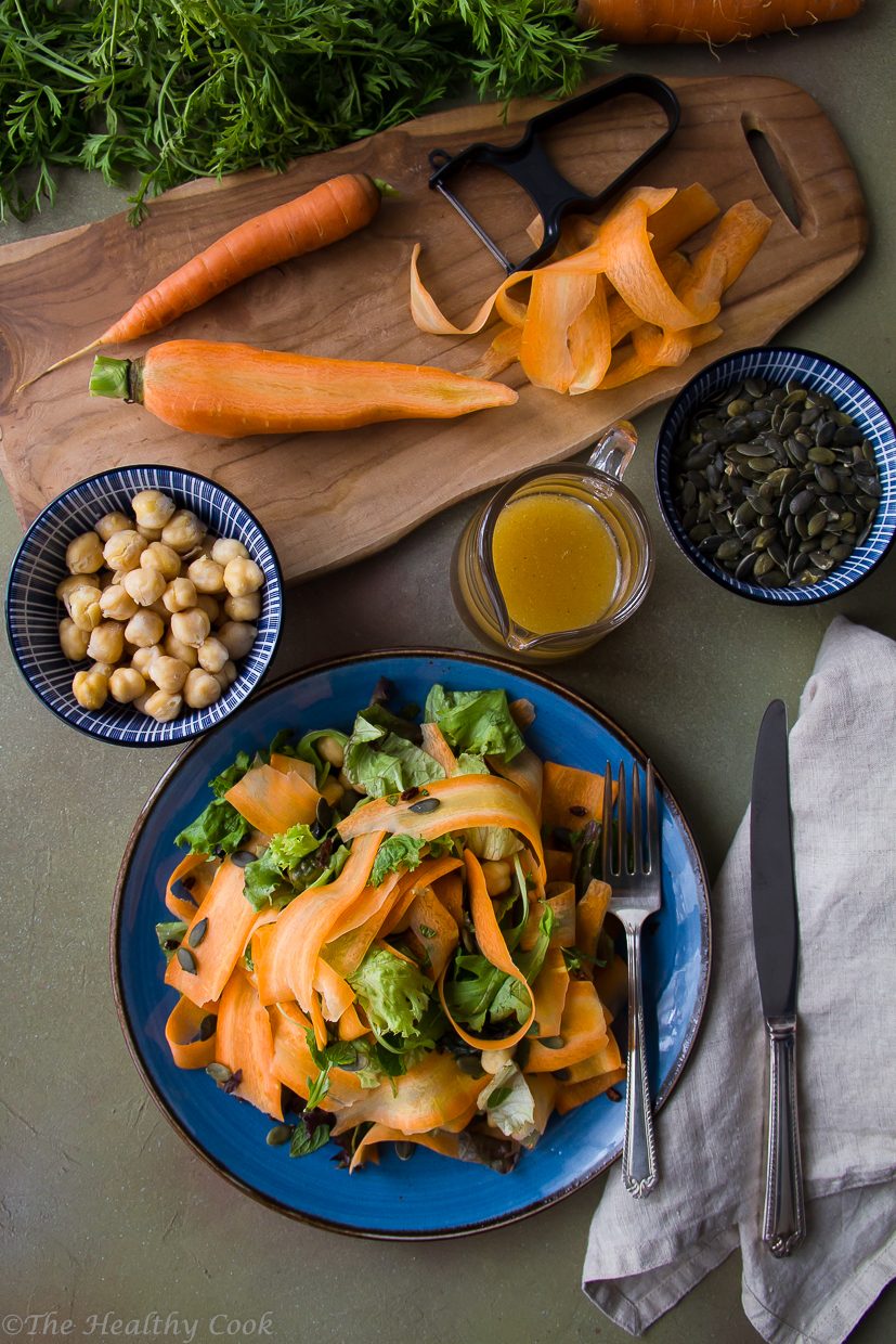 Σαλάτα με Καρότα, Ρεβίθια, Κολοκυθόσπορο, Ιπποφαές & Μαροκινό Dressing - Carrot and Chickpea Salad, with Pumpkin Seeds, Sea Buckthorn & Moroccan Dressing