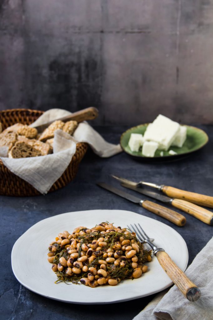 A simple, but delicious, recipe from Crete with black-eyed beans and fennel