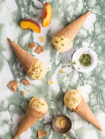 Vegan peach ice cream scented with lemon thyme, sugar & dairy free. It can be easily prepared without an ice cream maker, as well.