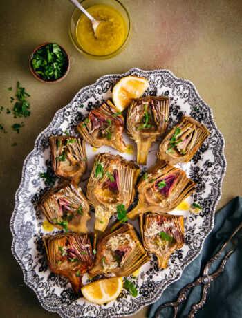 Roasted Artichokes with Lemon & Garlic - Ψητές Αγκινάρες με Σκόρδο & Λεμόνι